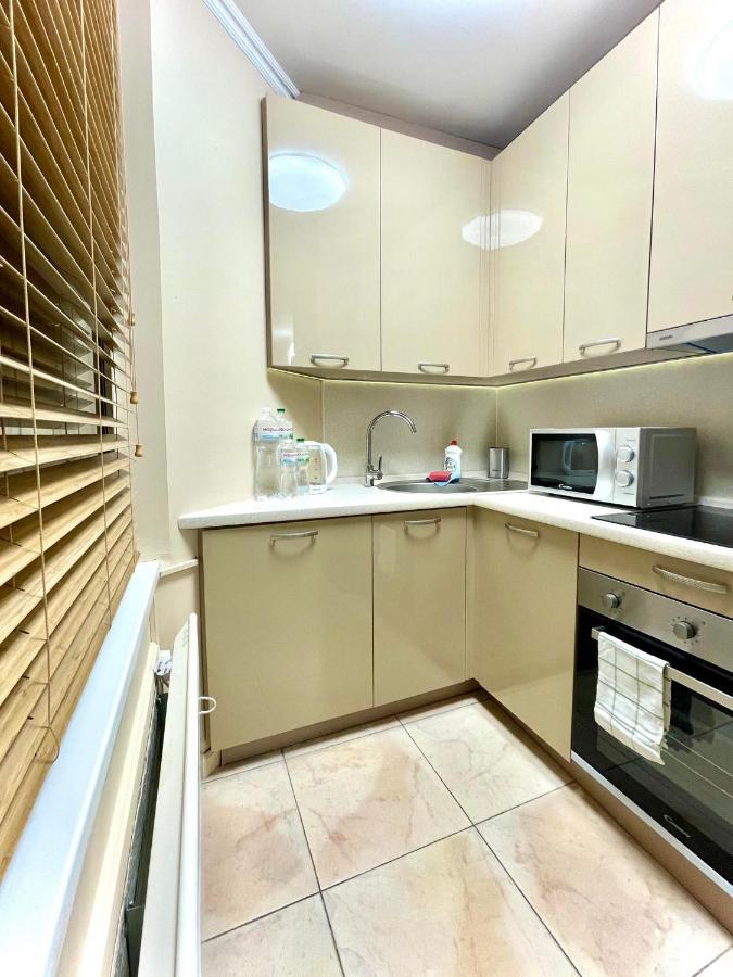 Great One Bed Right Near Opera House Apartment Kyiv Exterior photo