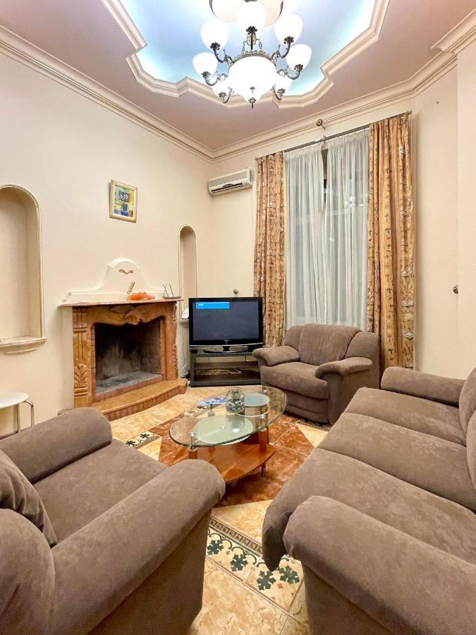 Great One Bed Right Near Opera House Apartment Kyiv Exterior photo